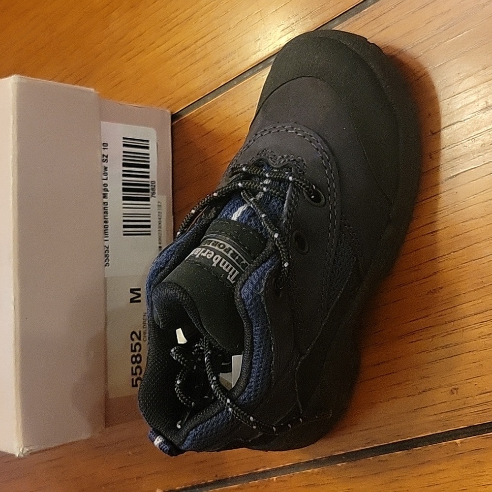 New in box toddler boys Timberland boots